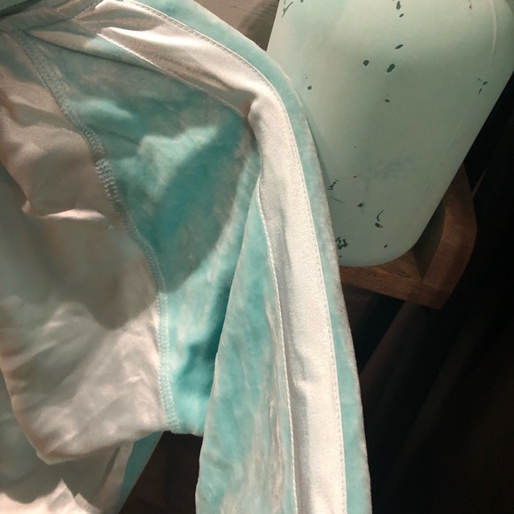 NWOT JLO Mint Hoodie - Picture 4 of 15